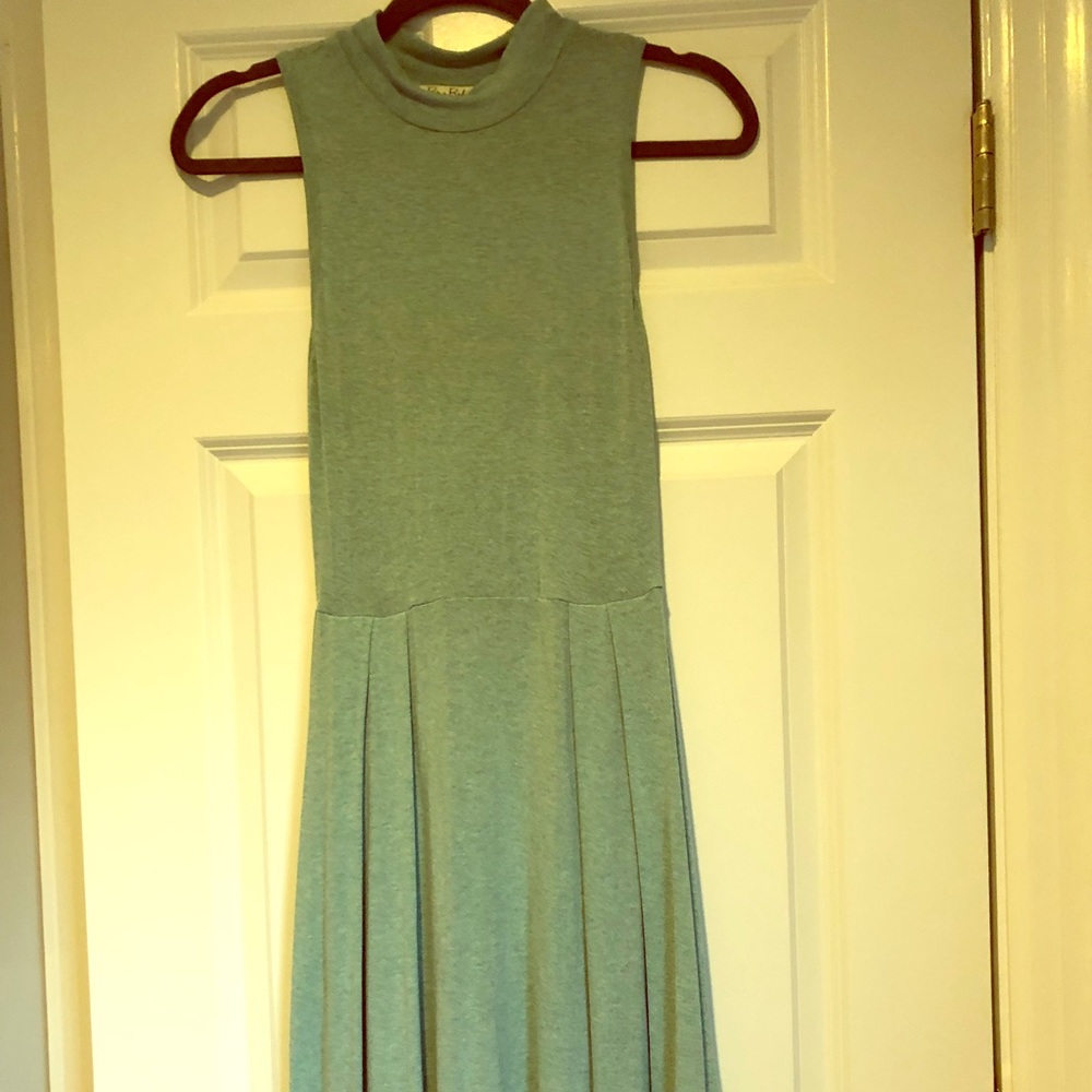 Cute dress! Perfect condition!